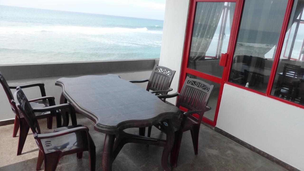 海洋礁酒店 希克杜沃 外观 照片